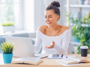 Short-Form Videos on Landing Pages How to Combine Design and Video for Better Results 1 1 – Azura